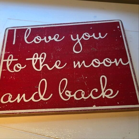 Handmade 🌸 Wooden Sign ❤️ LOVE YOU TO THE MOON AND BACK. - Picture 1 of 8